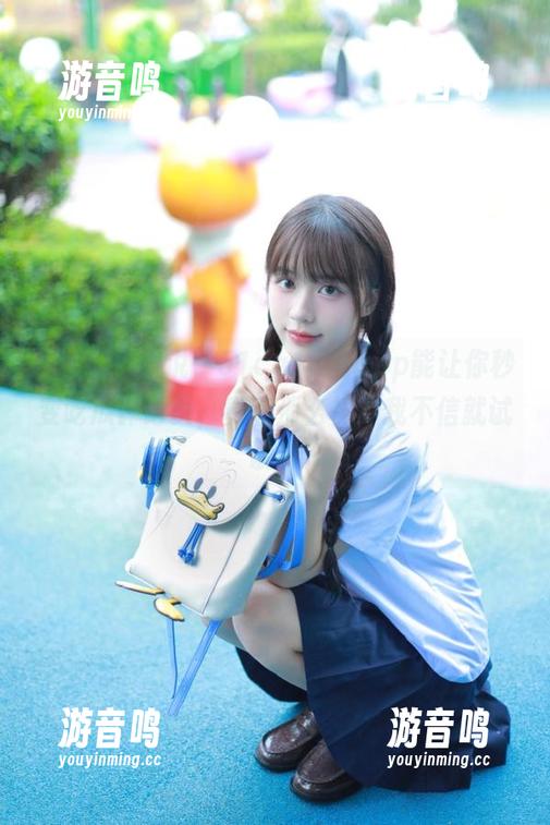 听说“51cg10”app能让你秒变吃瓜评论员，真有那么神？我不信就试试！