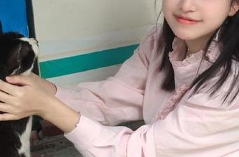 网页上的菜市场，51热门让你一边吃瓜一边品味人间百态