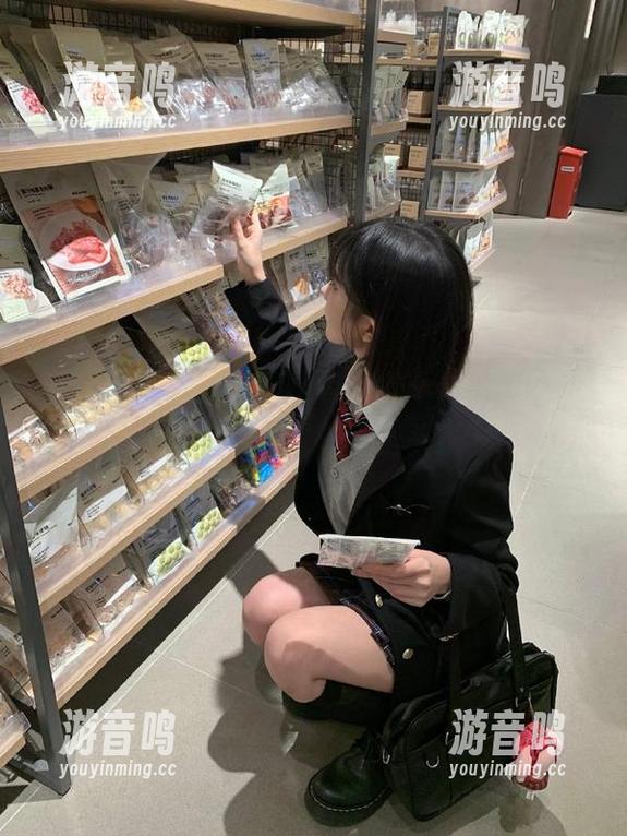 51黑料 在51黑料消费小心,他们的免费瓜一天比一天上头!