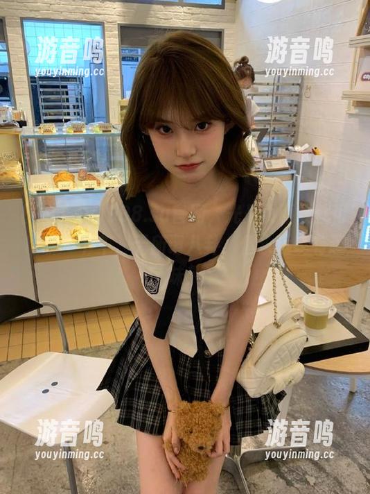 998.su 998.su官网,光是页面我就可以聊一下午,无所谓八卦,但永远饶有趣味!