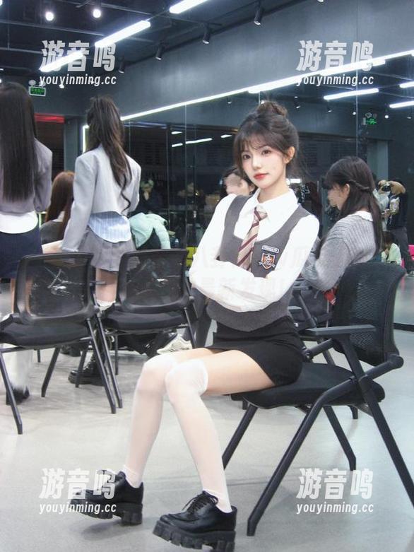 hlw 想要热辣的八卦?hlw瓜友们快来分享你的最新发现!