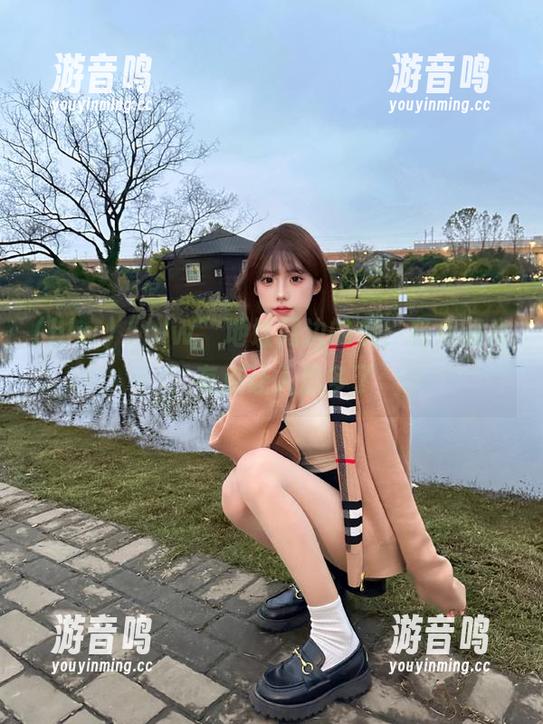 “hlw”地址周边的瓜，有点调皮，有点让人想多了