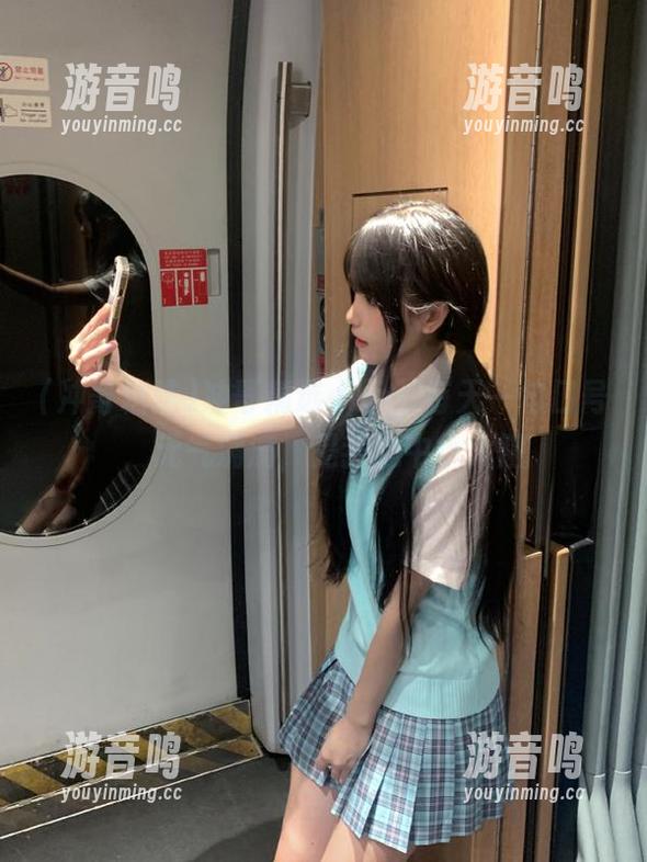 冲哥精选 冲哥精选app:每天一句口号,元气满满,是我心中小太阳