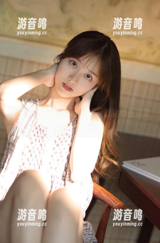 吃瓜大本营 吃瓜大本营,直达情感迷雾,像是在打飞的刀!