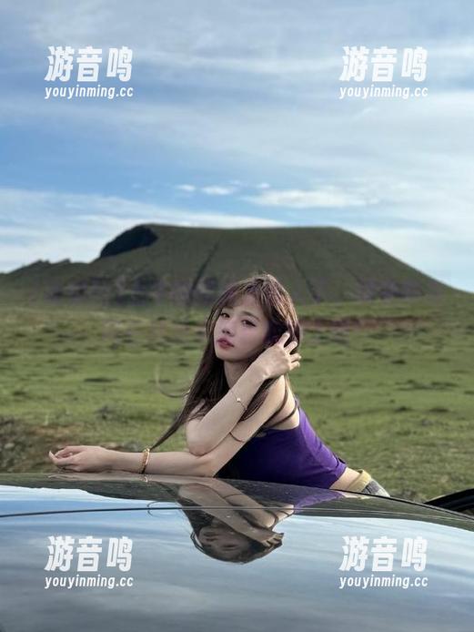 吃瓜网 上午的阳光太诱人了,快来吃瓜网在线送幸运召唤师上线!