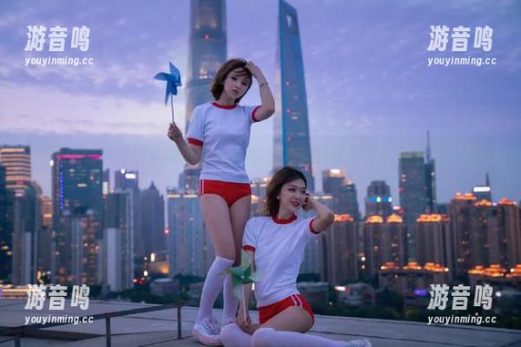 吃瓜网 吃瓜网在线调皮地纠缠,无意擦肩是否能碰出点啥思绪?