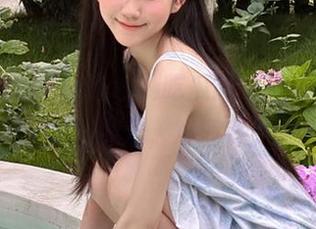 一边在线刷吃瓜网，一边不小心掉进了瓜的漩涡，难道有点上头？