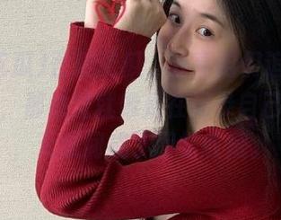 吾爱吃瓜，分享咱们追戏时的小情结，那感觉就像是在记录自己的青春，无意间成了回忆收藏。