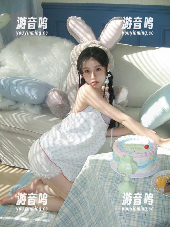 “天天吃瓜网”——别担心，永不迷路，吃瓜就是人生的导航！
