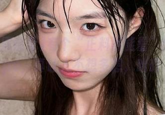有个“正料黑能量”的iOSApp，真让人不想多想，哈哈。