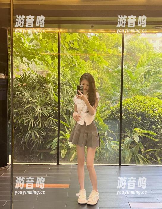 网曝黑料 网曝黑料更新:这个跳舞的番茄竟然火了,网友:果然不愧是小明星!