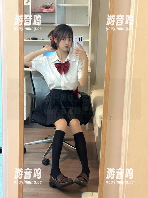 黑料不打烊 跟着“zzzttt03黑料不打烊”线路,走一场线上吃瓜的奇妙旅程,从未有过的快感!