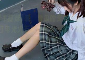 哦，看瓜的姿势要端正，观看今日电光火石般的阴暗一幕，黑料不打烊余额不足啊！
