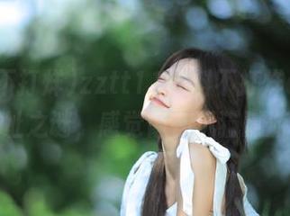 zztt11黑料不打烊app里的官址之谜，感觉像在玩猫腻游戏～