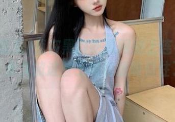 我在黑料吃瓜网站上连看三小时，永久被这些土味情感吸引住了。