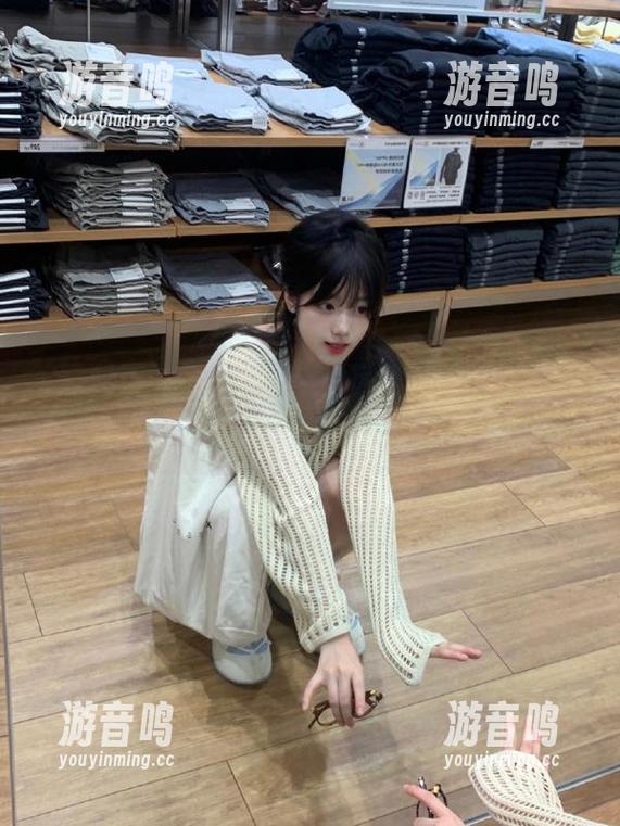 黑料正能量 无聊?来下载“黑料正能量”。呃,它又换了样子吧?