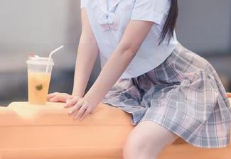 “黑料正能量app”的收藏夹，都是你想象不到的爆料。