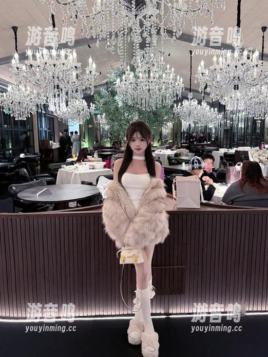 黑料网 来黑料网网址,体验一键式的瓜口感,少年心,老年也应当嗨!