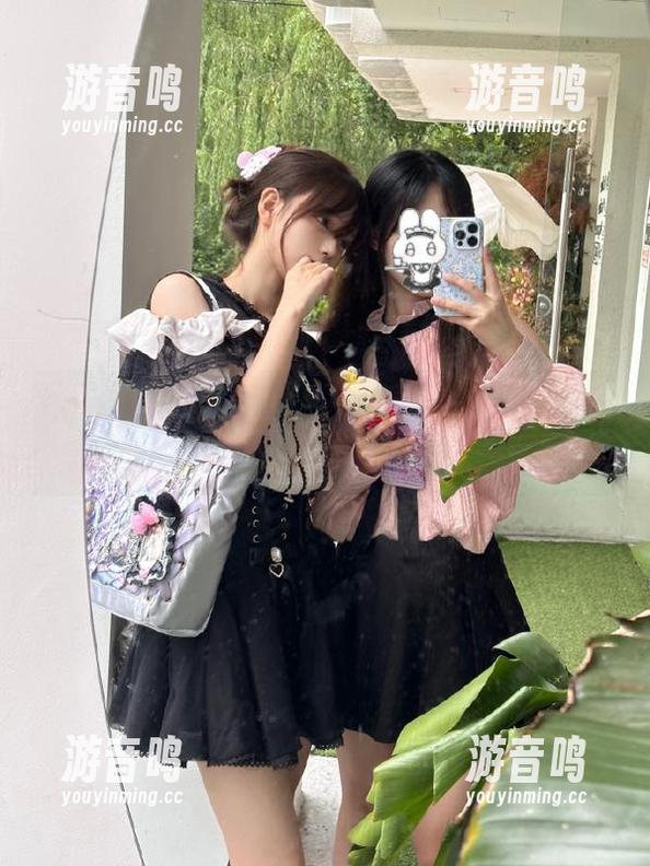 黑料网 当黑料网遇上视频,你以为是下载?其实是偷心万种!