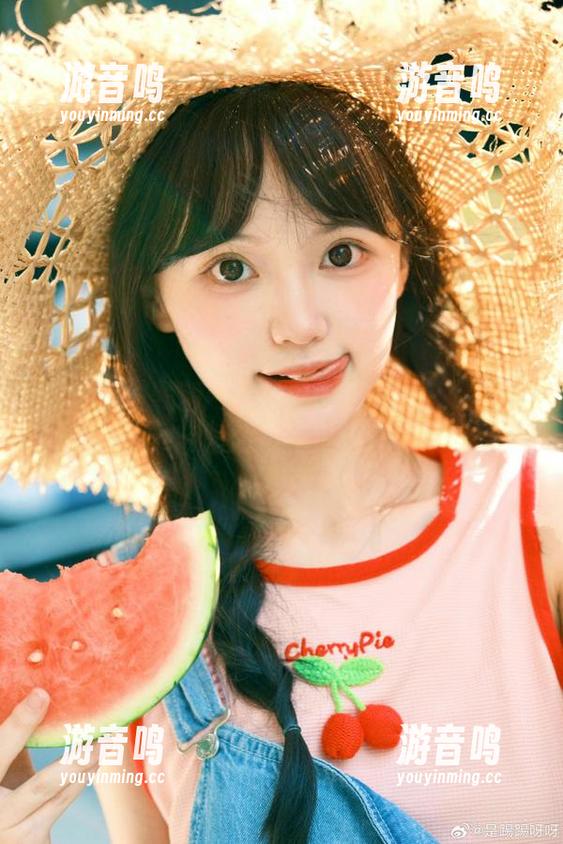 黑料网在线：闲得无聊？在线八卦话题助你打发时间！