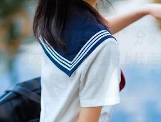“黑料老司机”分享：我有个神奇的朋友，他能在饭局上赶走菜品，留下八卦！